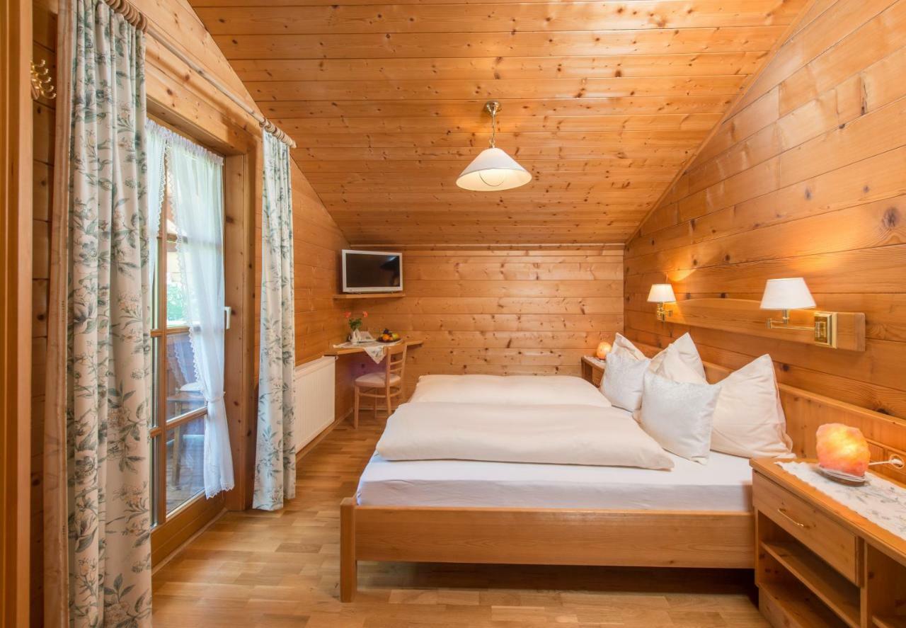 Bio-Holzhaus Und Landhaus Heimat Ramsau am Dachstein Eksteriør bilde